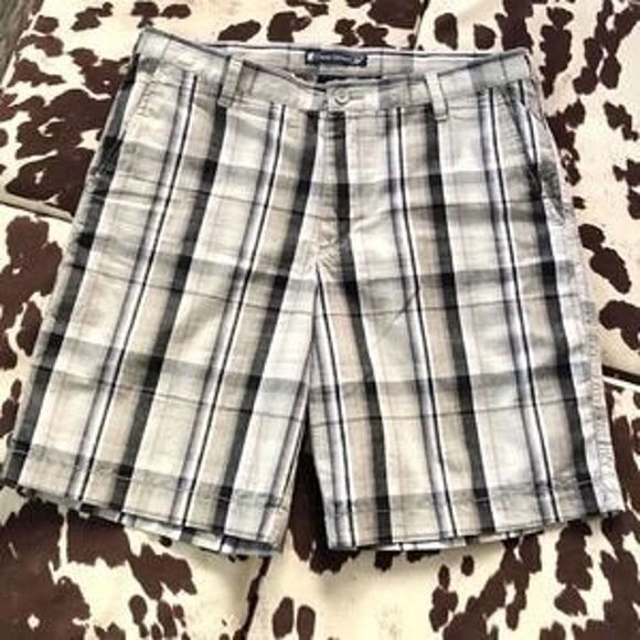 Chase Edward Gray Plaid Shorts Size 34 - Picture 3 of 5